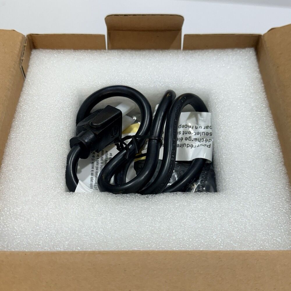 Portfolio 120 Watt 12V Landscape Lighting Low Voltage Transformer Power Pack New - Picture 6 of 9